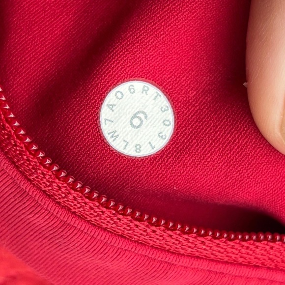 Lululemon Speed Up Short *2.5" - Picture 5 of 5